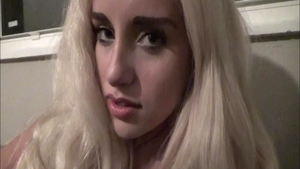 Real sex in company with young step sister Naomi Woods