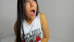 Bubble butt colombian amateur ass fucked live on cam