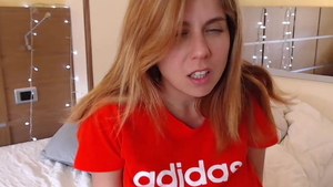 Super sexy & natural girl pussy fuck on live cam