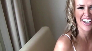 MILF digs hard slamming HD