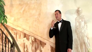 Sweet MILF sucking dick HD