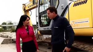 Nympho Meli Deluxe cock sucking outdoors