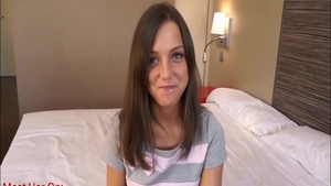 Girl Foxy Di banging pussy fuck in hotel
