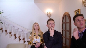 Pretty MILF penetration HD