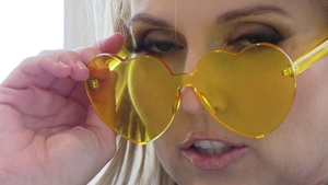 Thick MILF Christie Stevens ass fucking in HD