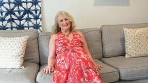 Saggy tits very fat MILF orgasm in HD