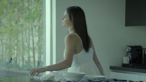 Anal fucking in the pool between wet pornstar Leah Gotti