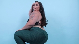 Fat stepmom Vanessa London cowgirl fuck