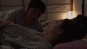 Trimmed pussy japanese hotwife homemade tongue kissing