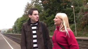 Deutsch MILF cum in mouth