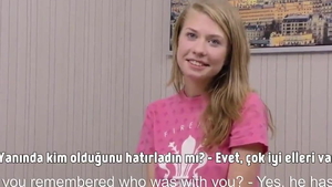 Tattooed teen chick pussy fuck