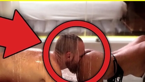 Exotic chick asian 18 yr old fingering in hotel