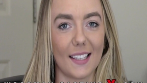 Amateur really enjoys sucking dick