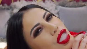 Hard pounding accompanied by very kinky female