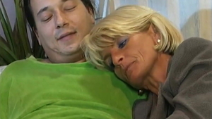 Raw nailing in company with nice deutsch MILF