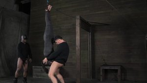 Very hawt star loves cumshot in HD