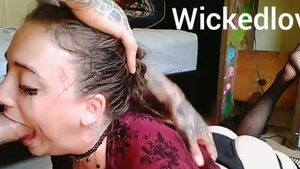 Amateur enjoys greatly deepthroat in HD