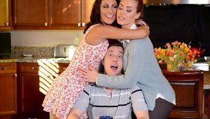 Real Wife Stories: Nicole Aniston threesome in the kitchen HD