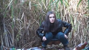 Voyeur pussy fucking starring babe