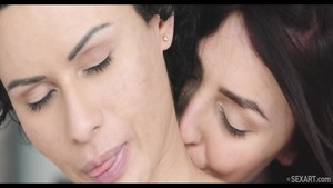 Shaved and wild babe Katy Rose erotic cum in pussy